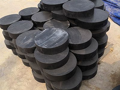 故城县板式橡胶支座由若干层橡胶片与薄钢板经加压硫化